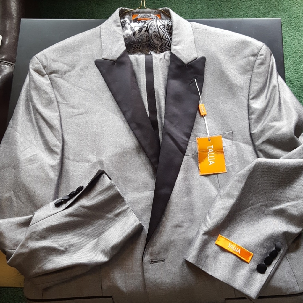 Tallia Mens Sharkskin Suit